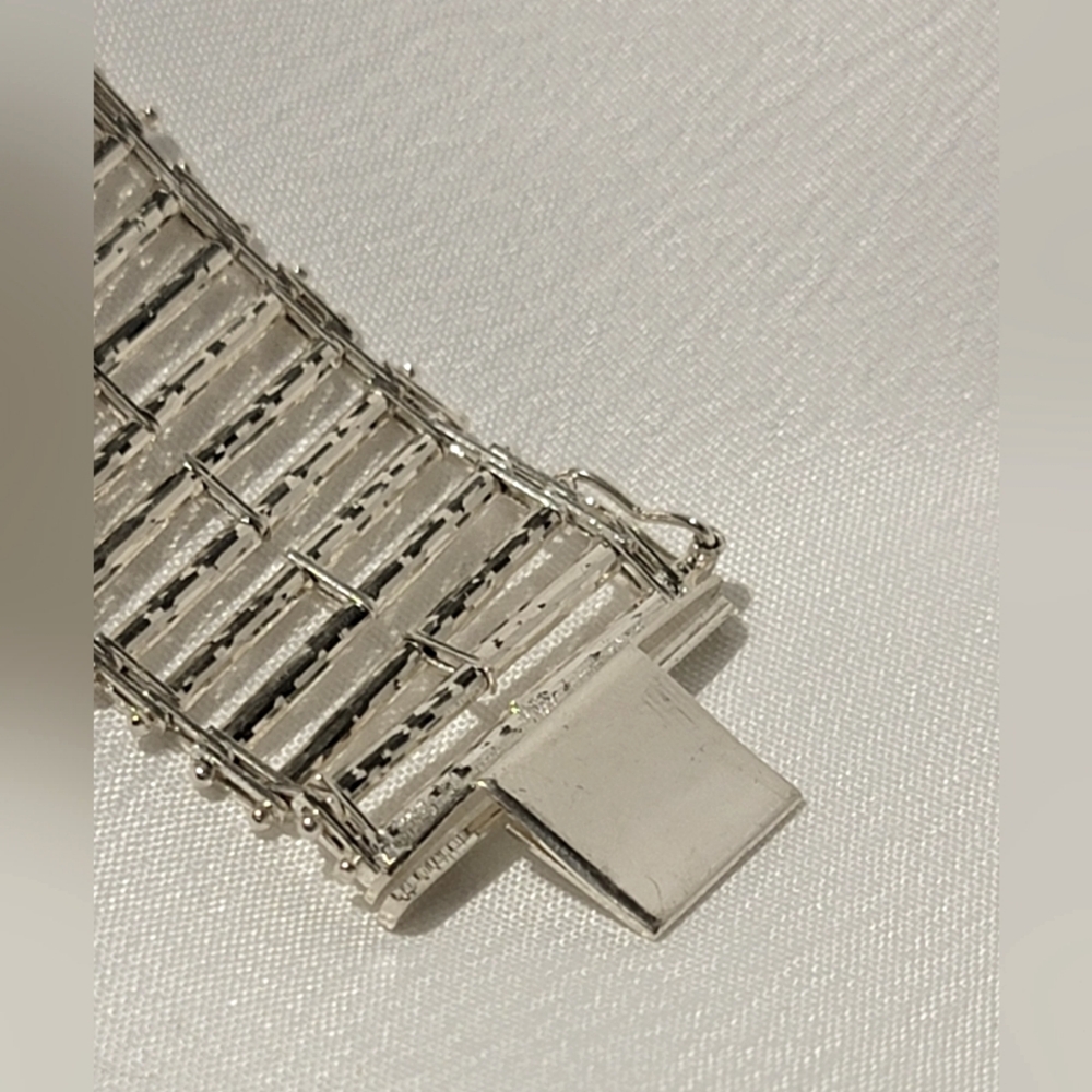 Textured Italian Milor Sterling Silver Fence Post Bracelet - Picture 6 of 9